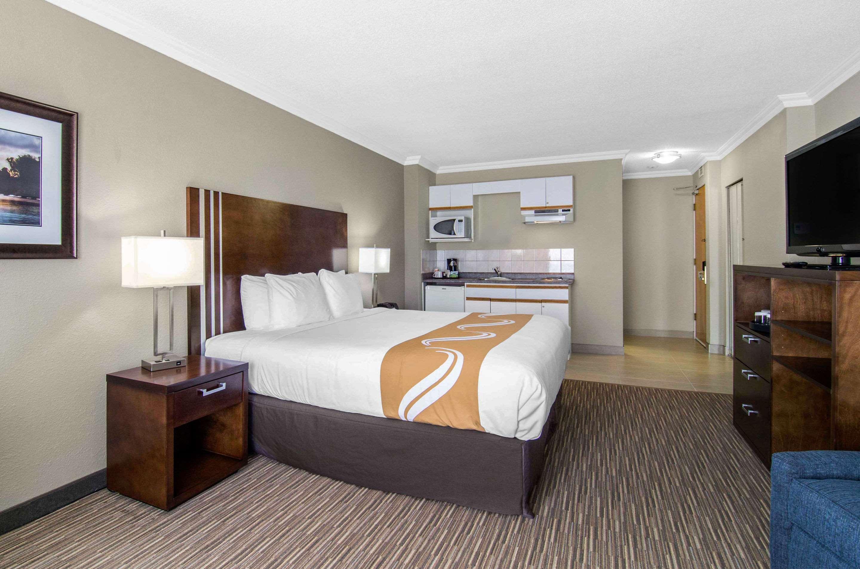 Quality Inn Downtown Inner Harbour Victoria Bagian luar foto
