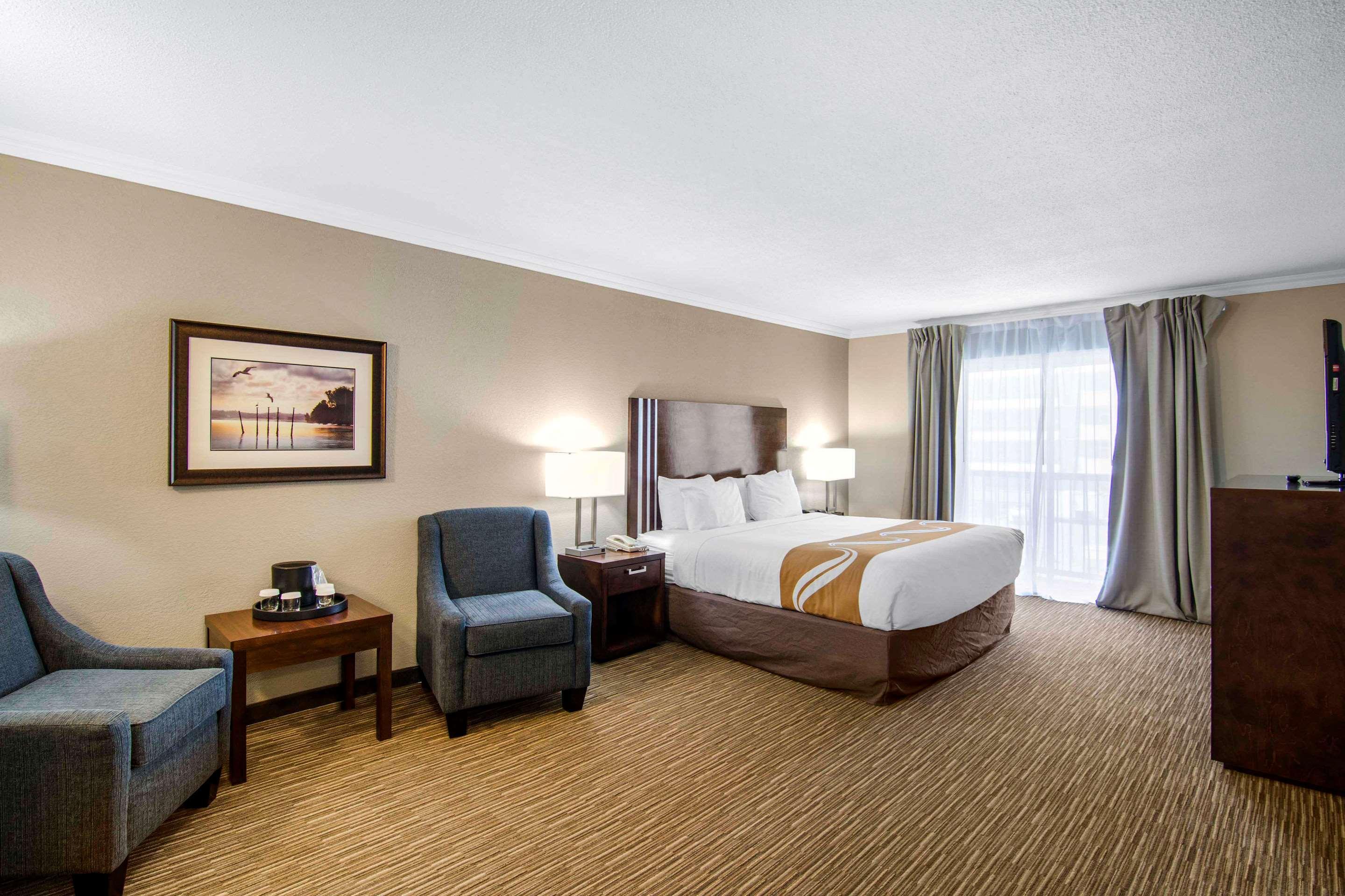 Quality Inn Downtown Inner Harbour Victoria Bagian luar foto