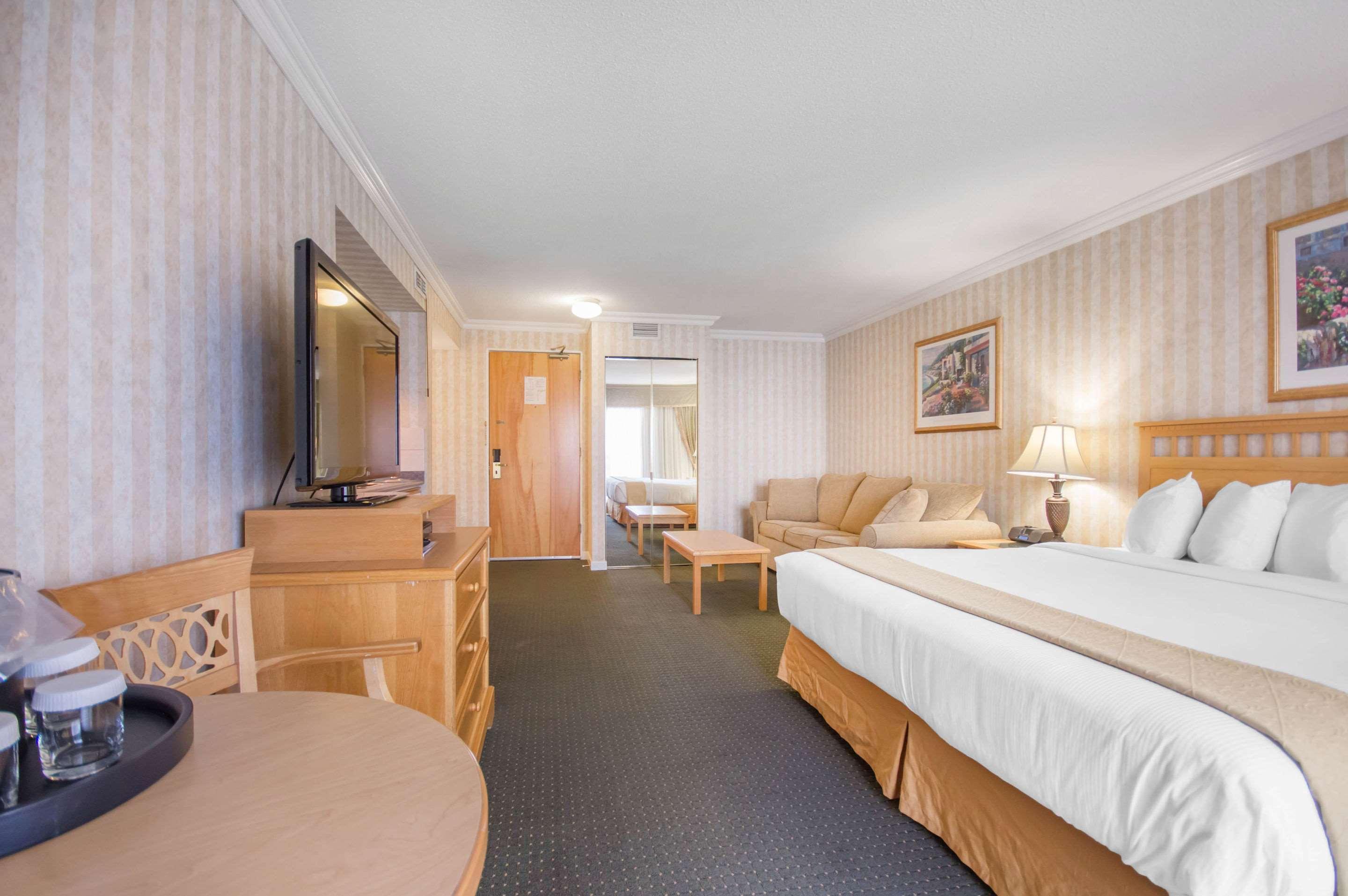 Quality Inn Downtown Inner Harbour Victoria Bagian luar foto