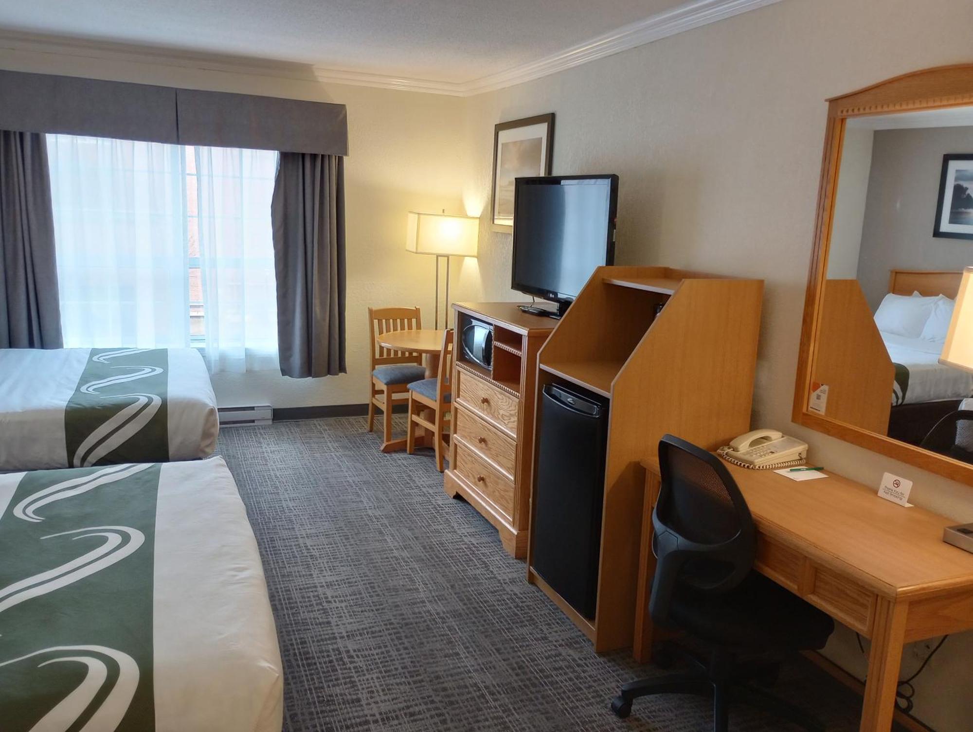 Quality Inn Downtown Inner Harbour Victoria Bagian luar foto